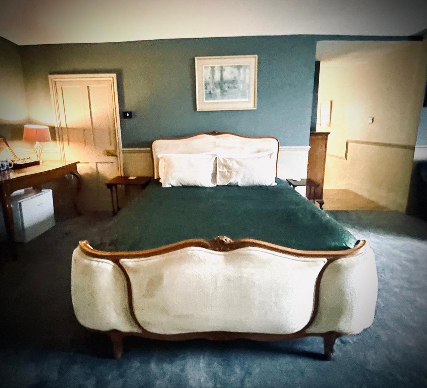 Llanerchydol Hall Suites Welshpool Zewnętrze zdjęcie